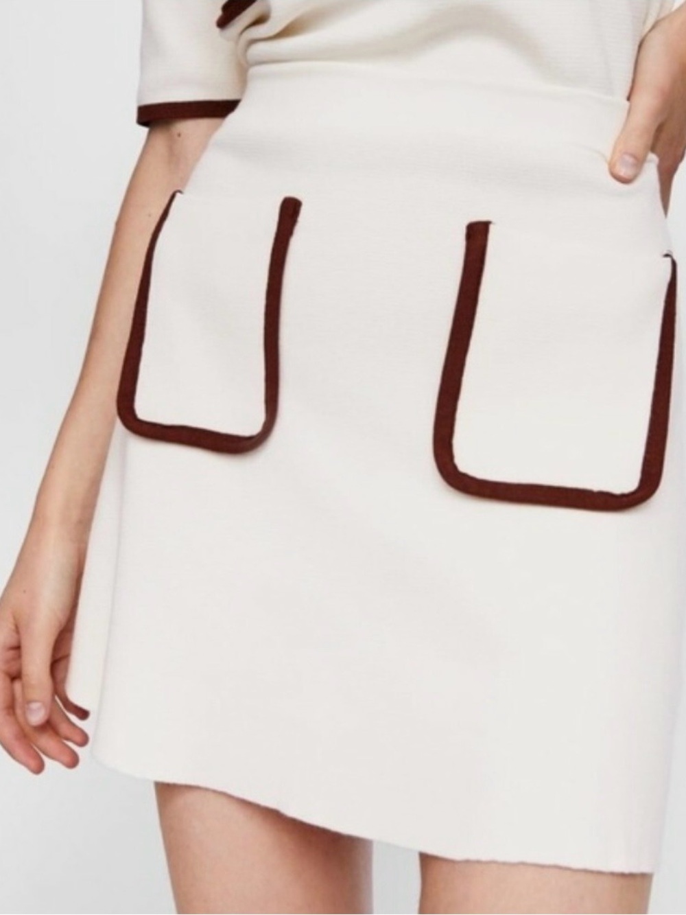 Zara Cream Mini Skirt with Brown Trim Pockets